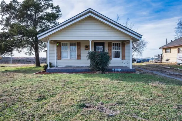 315 N Kings Highway, Cushing, OK 74023