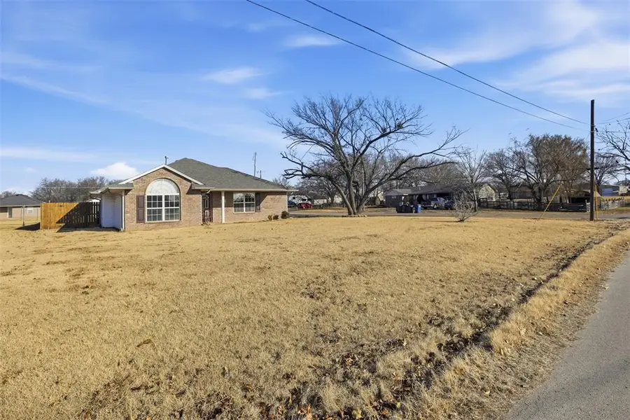 1003 W Oak Street, Stroud, OK 74079 - Image #2