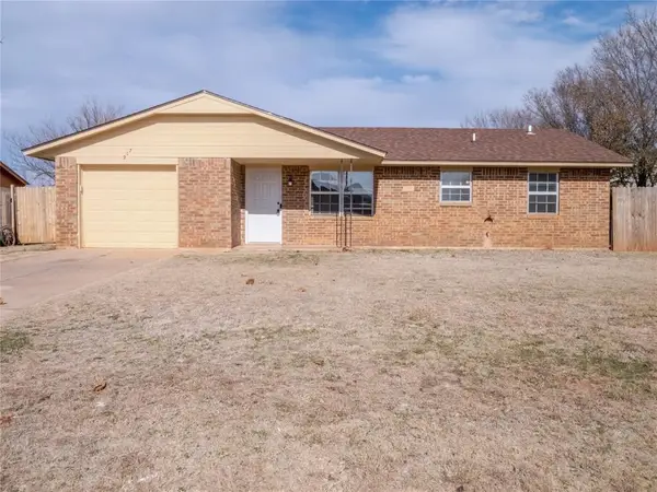 217 Cherokee Street, Geronimo, OK 73543