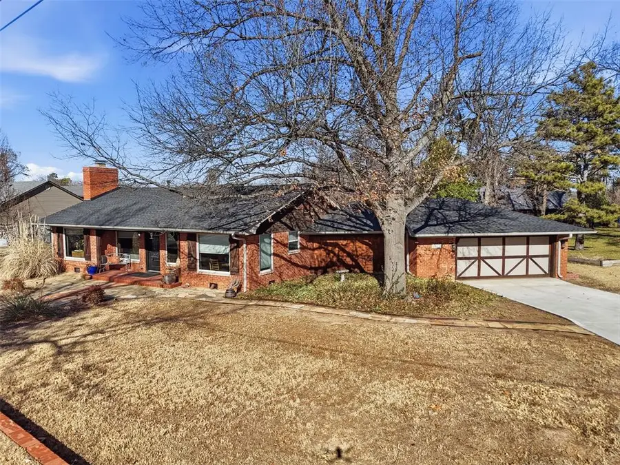 4901 W Broadlawn Lane, Oklahoma City, OK 73122 - Image #2