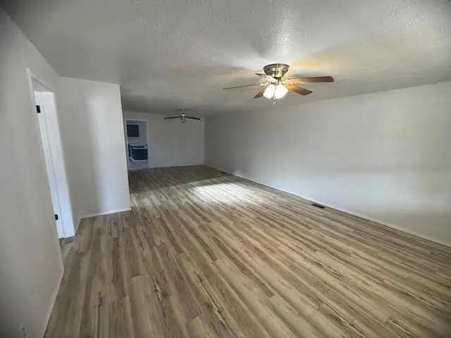 308 S Cordell Street, Cordell, OK 73632 - Image #2