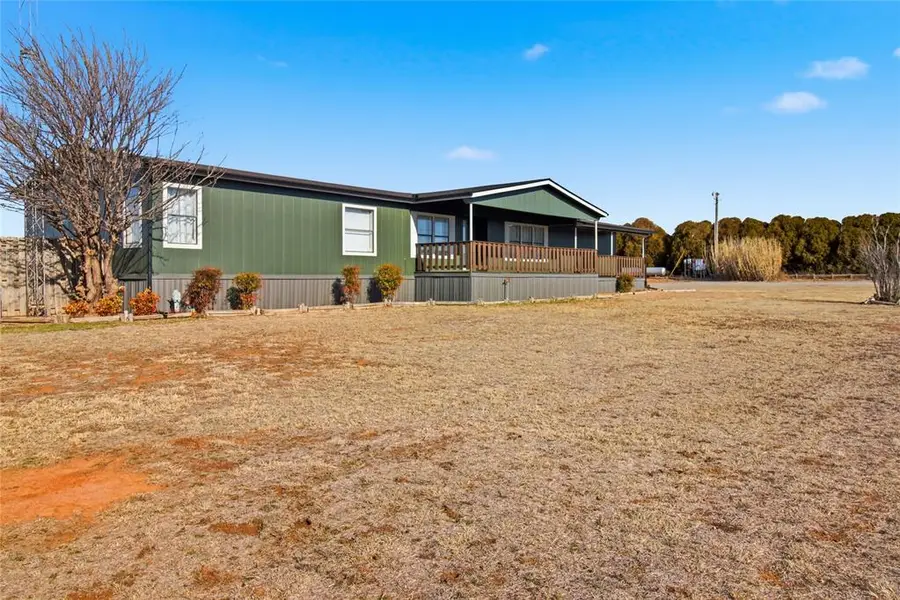 21821 E 1390 Road, Hobart, OK 73651 - #2