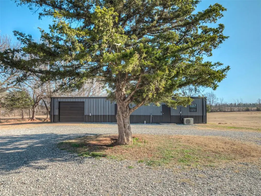 407 Burntwood Dr, Tuttle, OK 73089 - Image #1