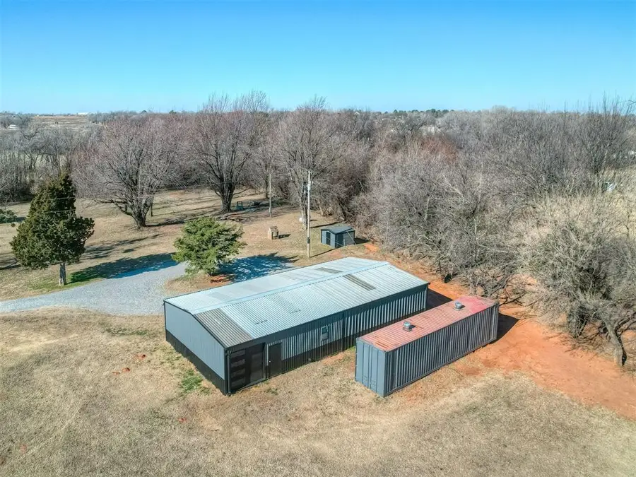 407 Burntwood Dr, Tuttle, OK 73089 - Image #3
