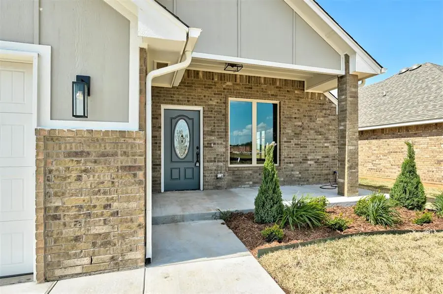 9316 NW 143rd Street, Yukon, OK 73099 - Image #2