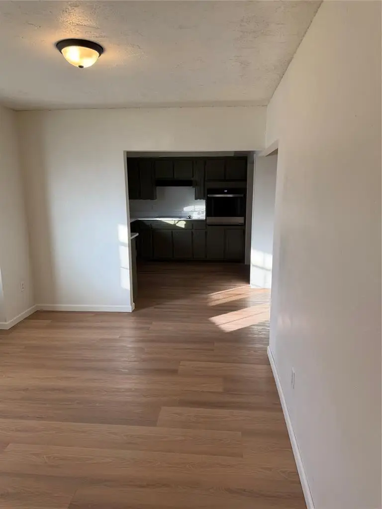 325 S 10th Street, Chickasha, OK 73018 - Image #3