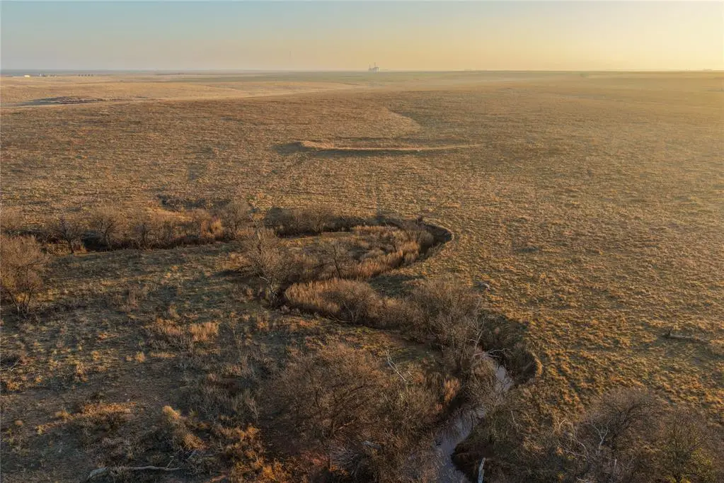 000 N 2470 Road, Chattanooga, OK 73528 - Image #1