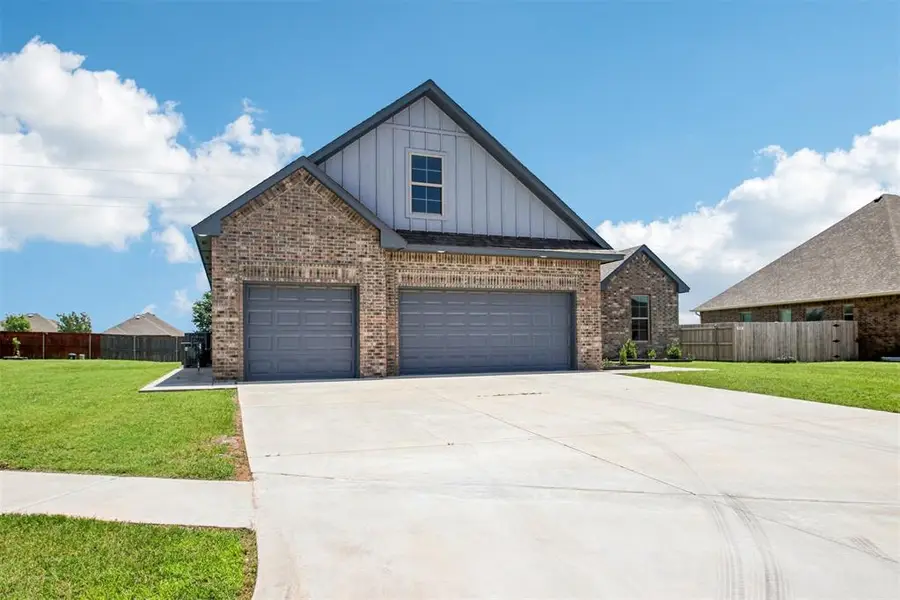 4204 Chesterfield Place, Oklahoma City, OK 73179 - Image #3