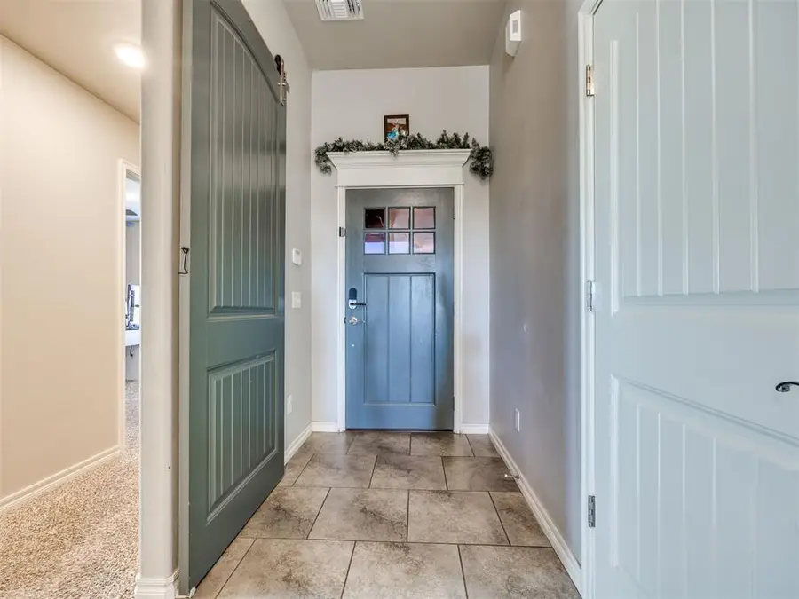 900 NE 34th Terrace, Moore, OK 73160 - Image #3