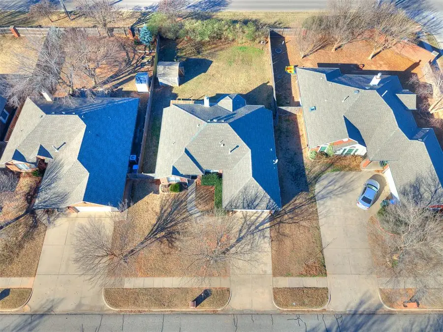 2548 Weymouth, Norman, OK 73071 - Image #3