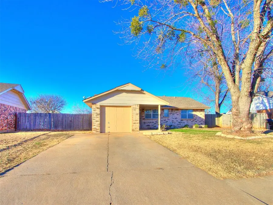 1621 NE 6th Terrace, Moore, OK 73160 - Image #2