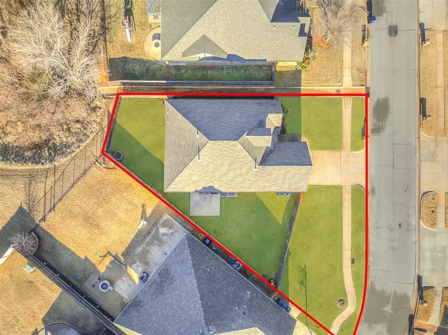 18209 Haslemere Lane, Edmond, OK 73012 - Image #3