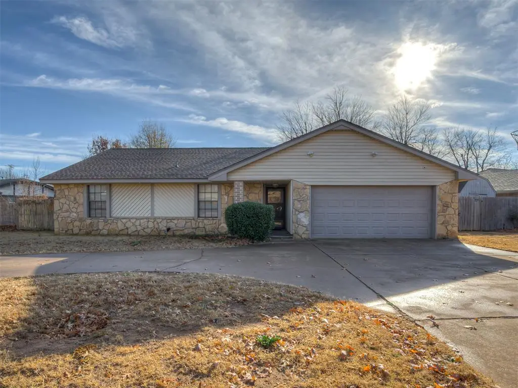 2505 S Miles Avenue, El Reno, OK 73036 - Image #1