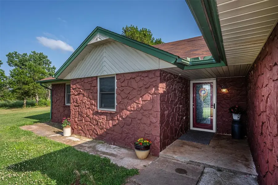 1951 County Rd. 1220 Road, Tuttle, OK 73089 - Image #3