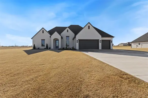 4381 Raymond Lane, Guthrie, OK 73044