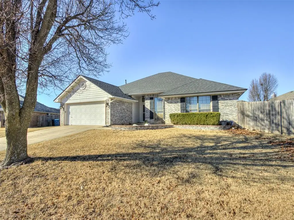 11517 Sherwood Court, Midwest City, OK 73130 - Image #1