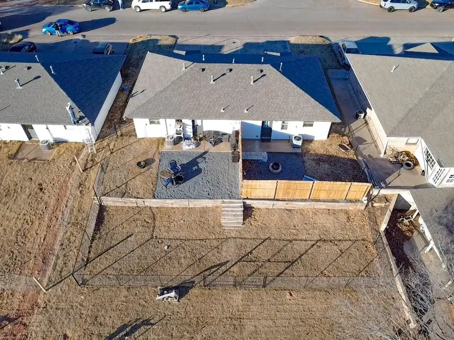 116 Mckenzie Drive #116 & 118, Weatherford, OK 73096 - Image #3