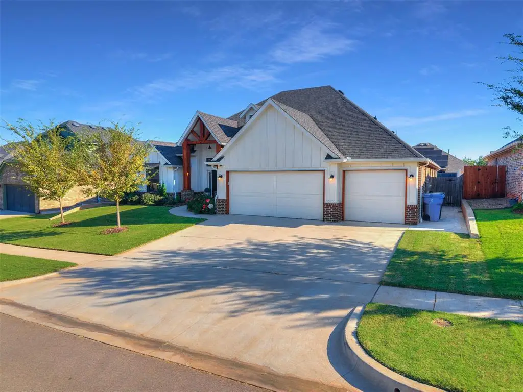303 Bulverde Drive, Norman, OK 73069 - Image #1