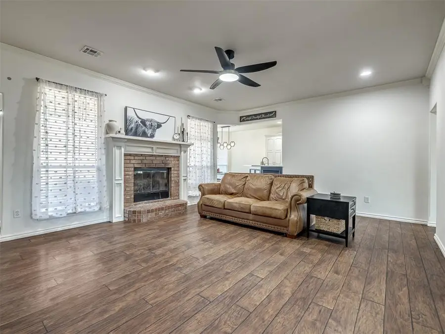 11021 Larkin Lane, Midwest City, OK 73130 - Image #3