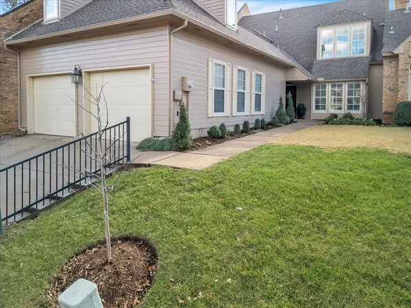 706 N Aberdeen Road Road, Edmond, OK 73025