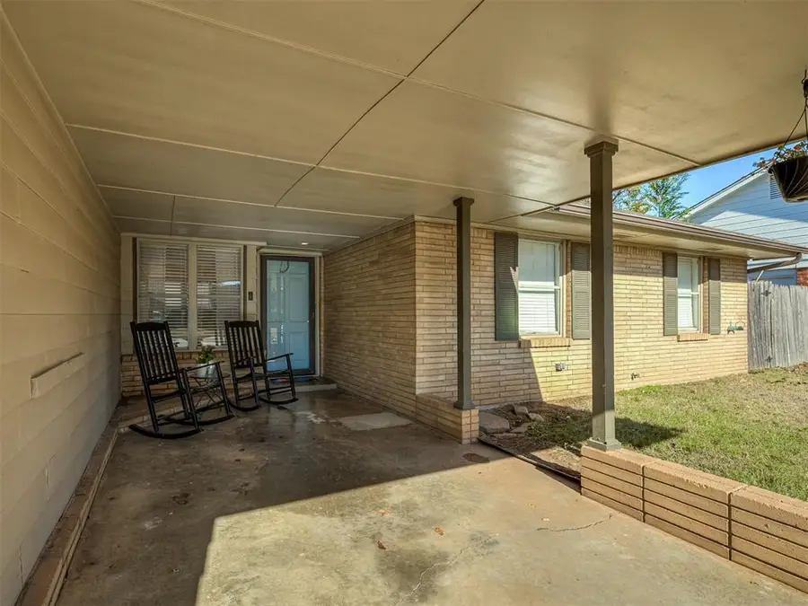 2825 Kent Drive, Oklahoma City, OK 73120 - Image #2