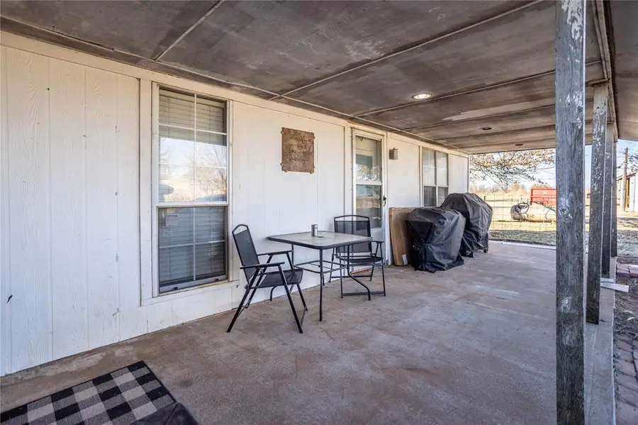 18049 County Road 1070, Hinton, OK 73047-9502 - #3