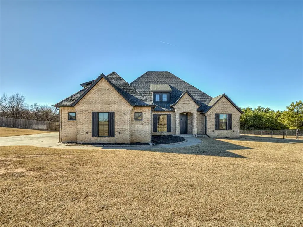557 Fox Drive, Choctaw, OK 73020 - Image #1