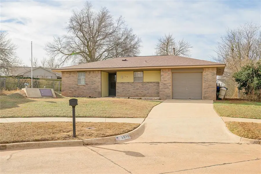 1610 Briarcliff Court, Norman, OK 73071 - Image #2