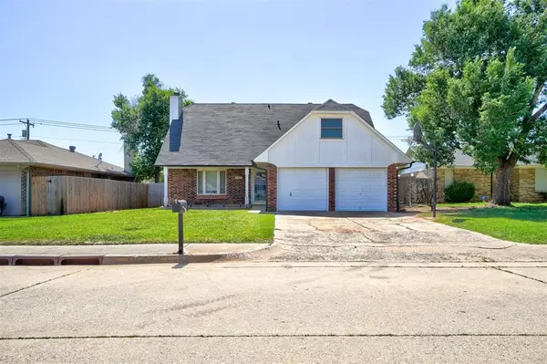 609 Crown Drive, Yukon, OK 73099