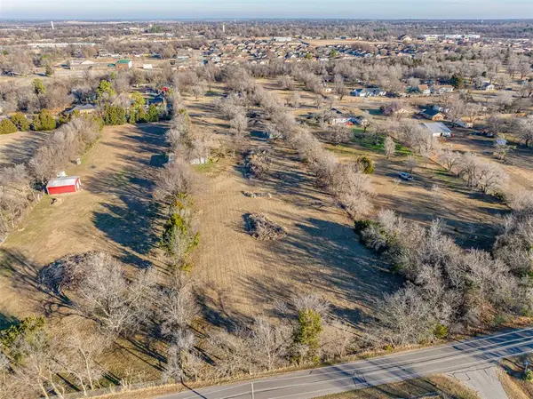 NE 16th Street, Oklahoma City, OK 73141