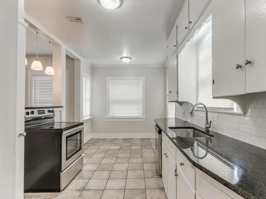 601 NW 24th Street, Oklahoma City, OK 73103 - Image #3