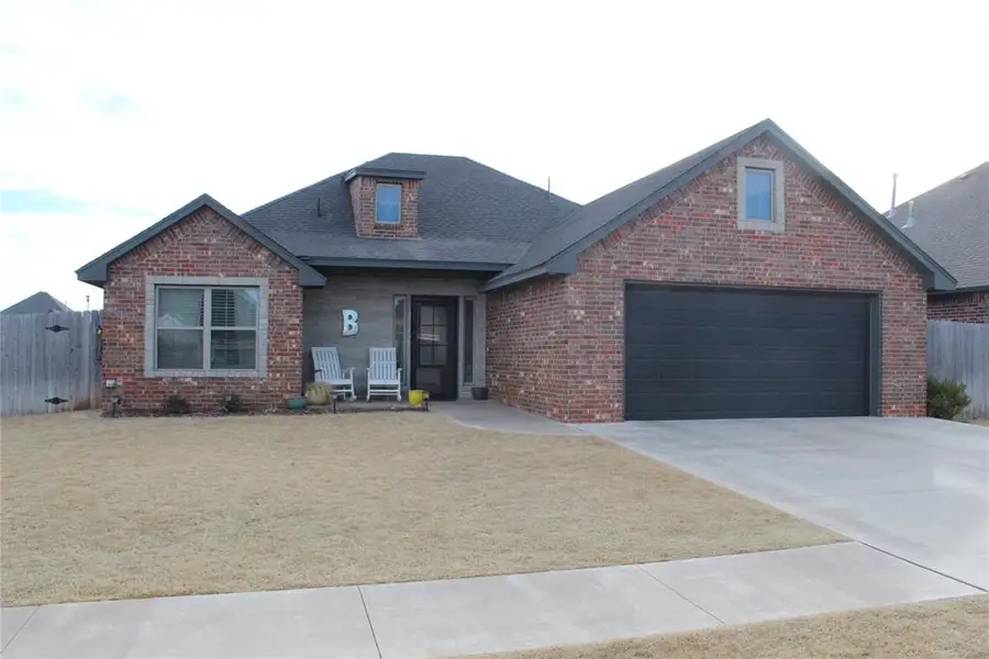 2806 Falling Leaves Drive, Weatherford, OK 73096 - Image #3