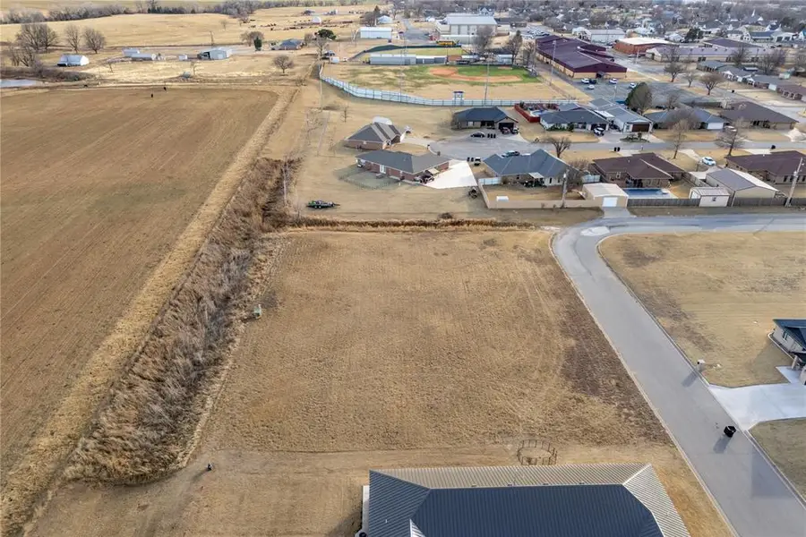 1006 Johnny Klaassen Drive, Hydro, OK 73048 - Image #3