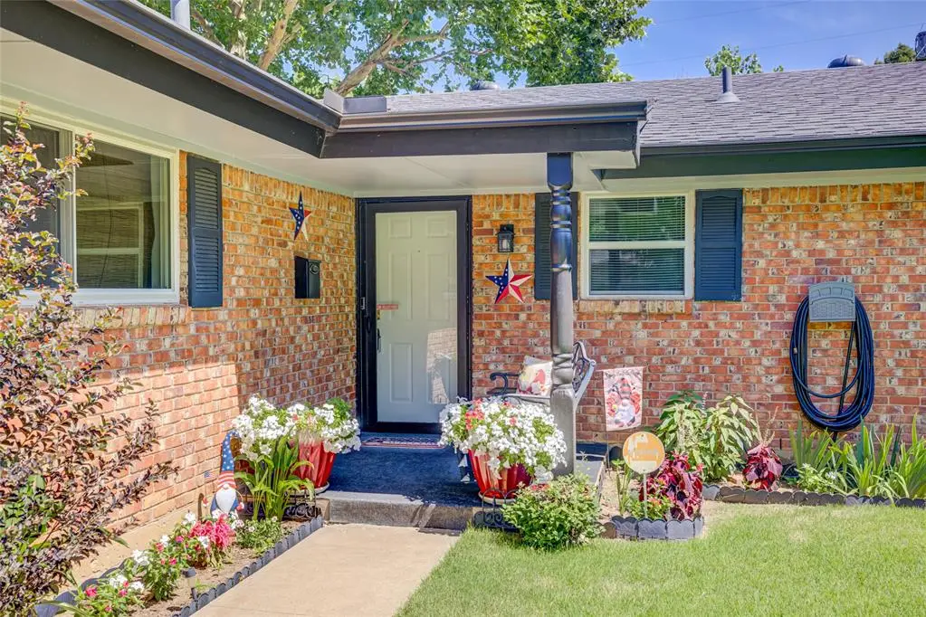 1713 Canterbury Street, Norman, OK 73069 - Image #1