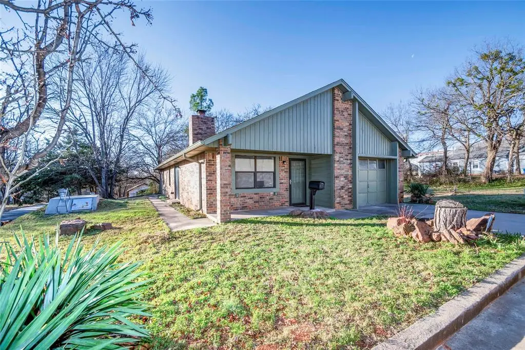 223 E 9th Street, Chandler, OK 74834 - Image #1