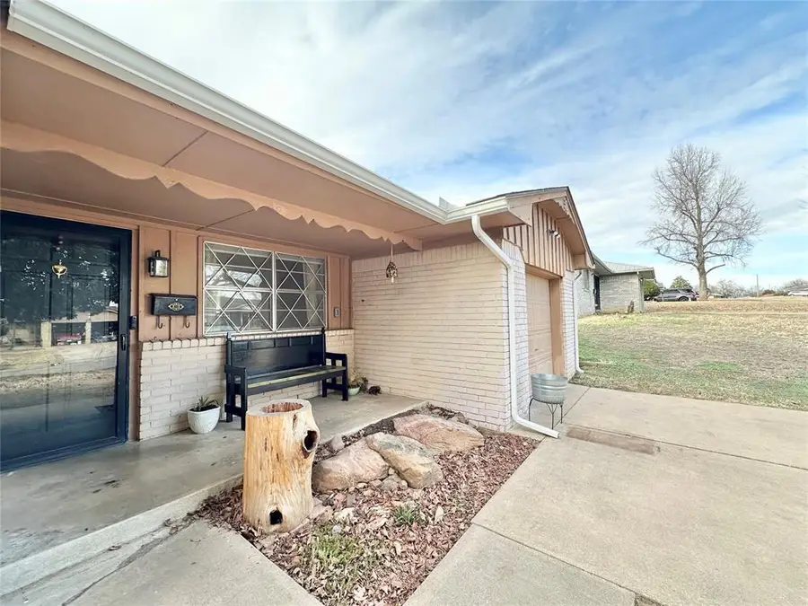 31 Seneca Drive, Shawnee, OK 74801 - Image #3