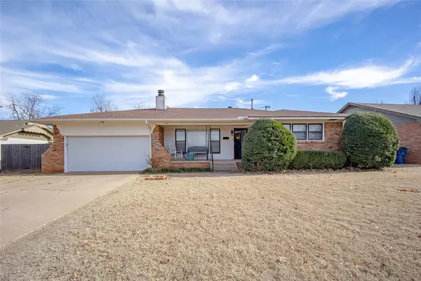 9804 Chesterton Place, The Village, OK 73120