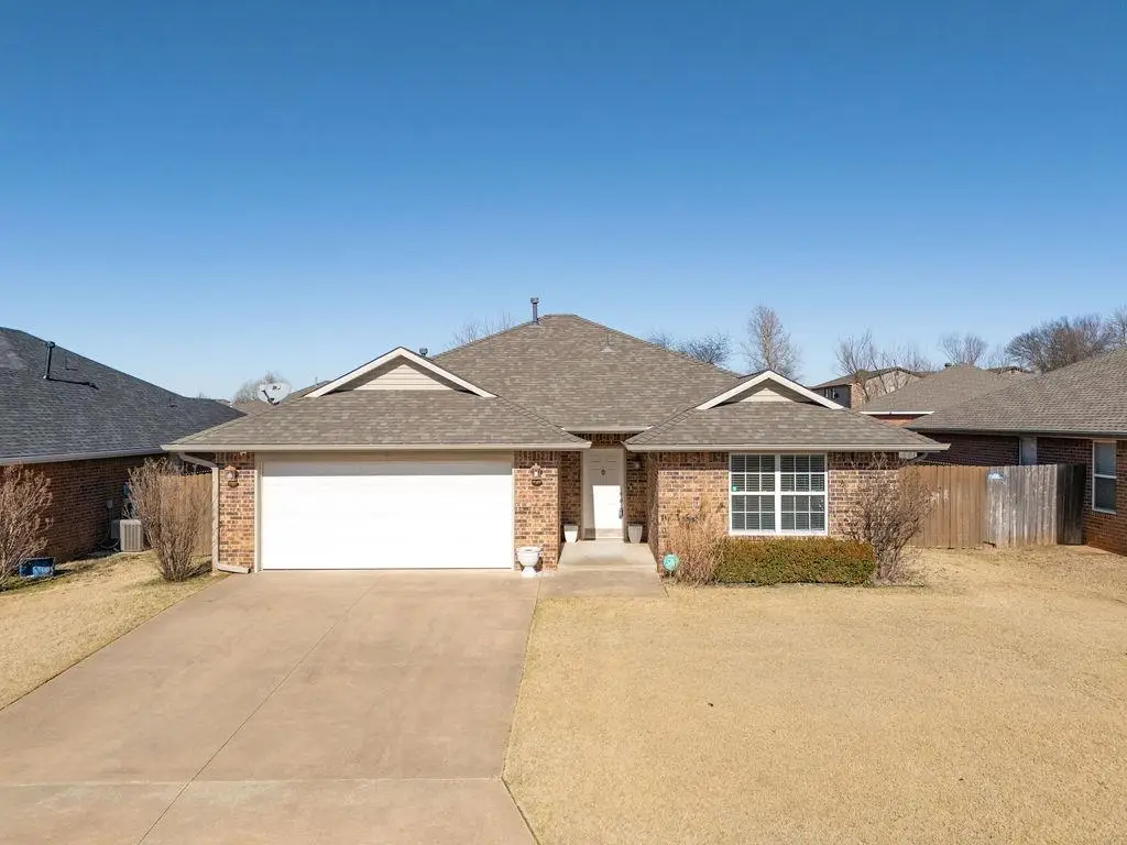 1914 Rain Tree Drive, Shawnee, OK 74804 - Image #1