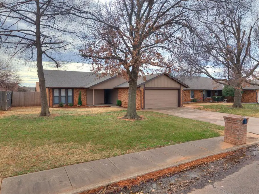 1402 W Aries Road, Edmond, OK 73003 - Image #3
