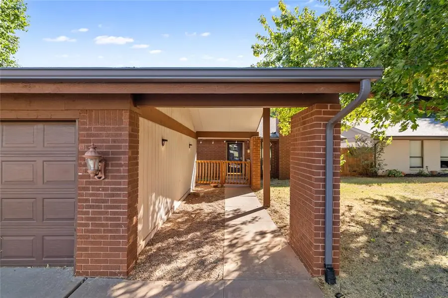 12424 Fox Run Drive, Oklahoma City, OK 73142 - Image #3