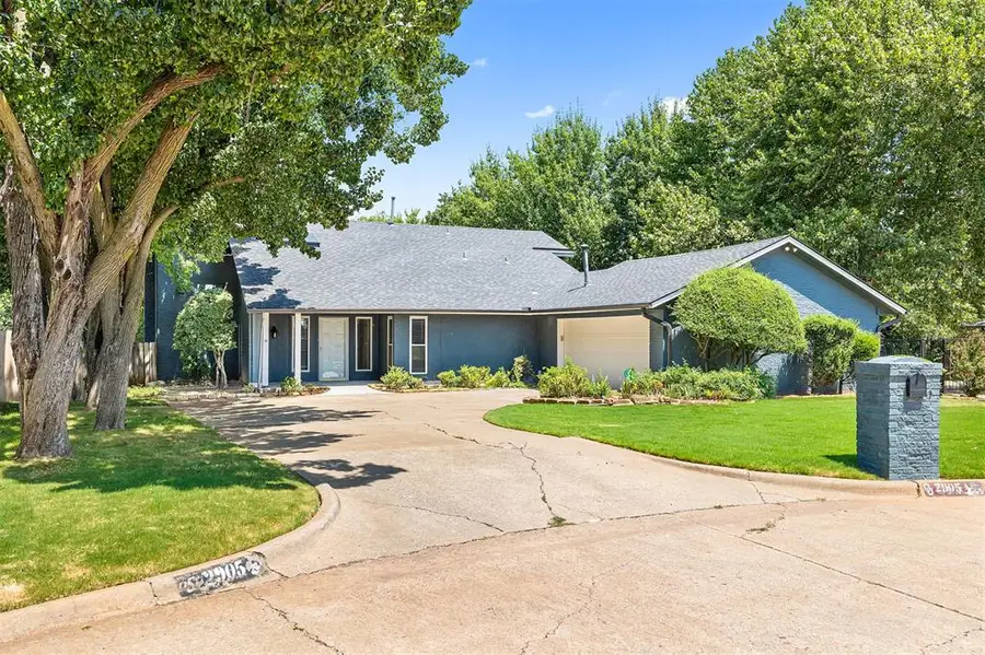 2905 Lamp Post Lane, Oklahoma City, OK 73120 - #2