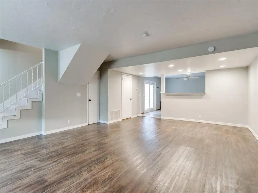 9775 Hefner Village Boulevard, Oklahoma City, OK 73162 - Image #3