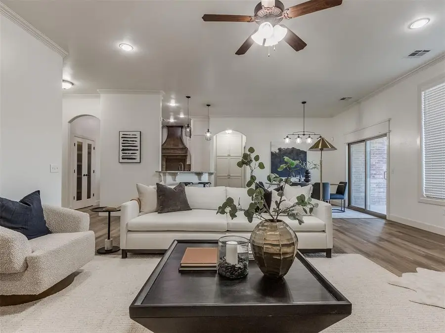 18528 Haslemere Lane, Edmond, OK 73012 - Image #2