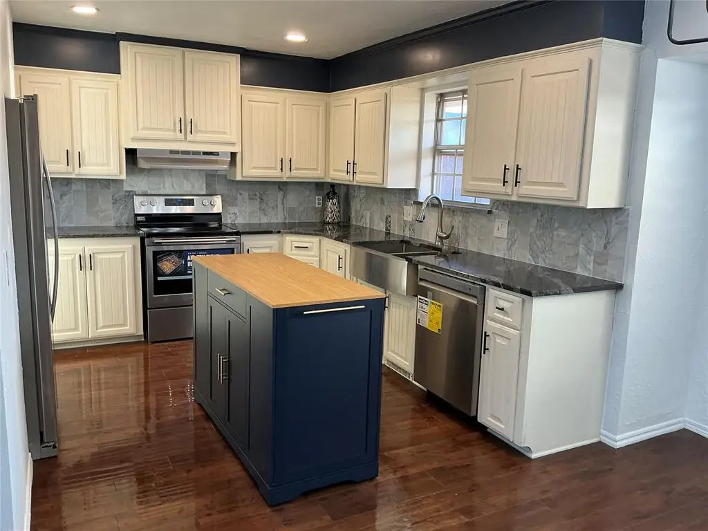 9901 Hummingbird Lane, Oklahoma City, OK 73162 - Image #1