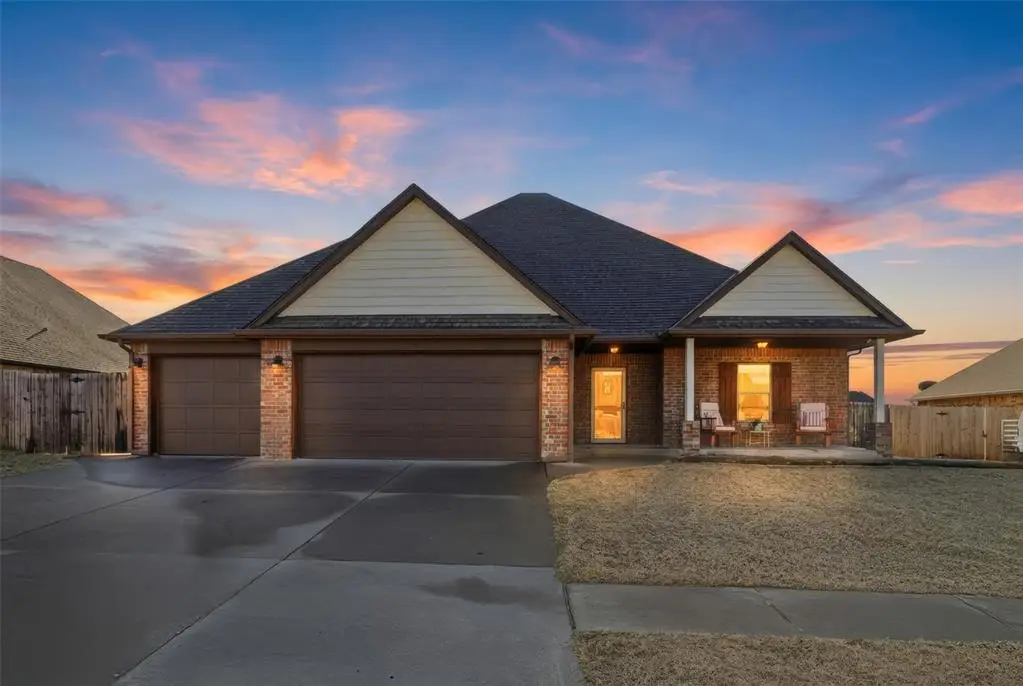 11648 NW 111th Street, Yukon, OK 73099 - Image #1