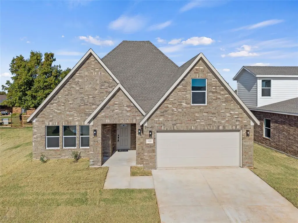 810 Chateau Court, Kingfisher, OK 73750 - Image #1