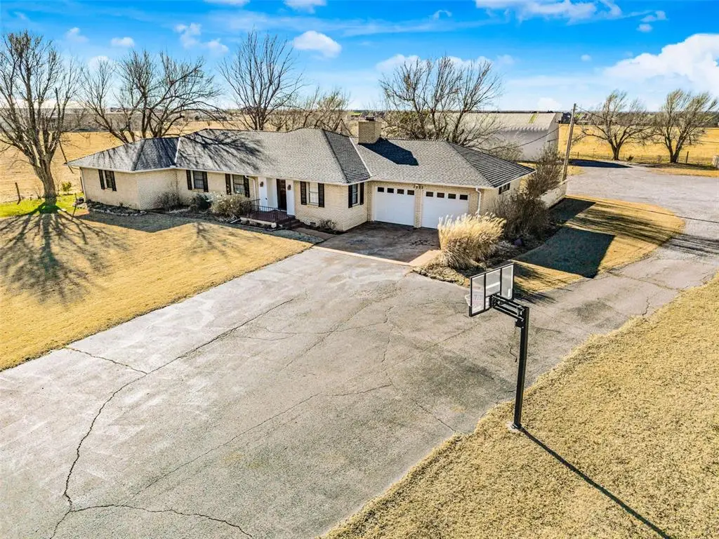 1202 S 13th Street, Kingfisher, OK 73750 - #1