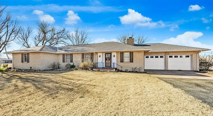1202 S 13th Street, Kingfisher, OK 73750 - #2