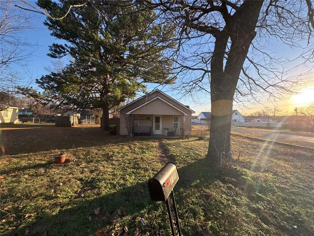 728 W Brule Street, Purcell, OK 73080 - Image #1