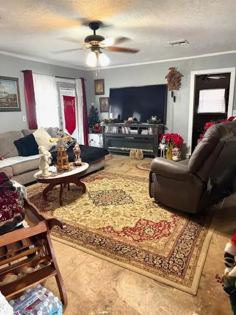 723 E 9th Street, Cordell, OK 73632 - Image #2